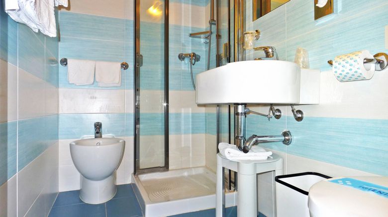 <b>Hotel Olympia Room</b>. Images powered by <a href="https://www.leonardoworldwide.com/" title="Leonardo Worldwide" target="_blank">Leonardo</a>.