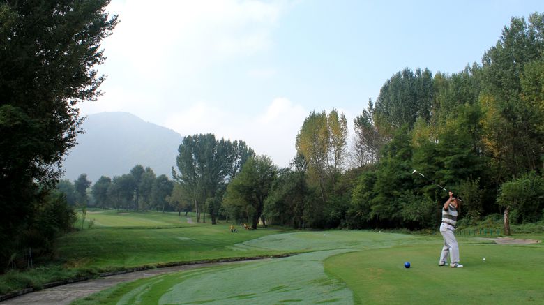 <b>Taj-Dal View, Srinagar Golf</b>. Images powered by <a href="https://www.leonardoworldwide.com/" title="Leonardo Worldwide" target="_blank">Leonardo</a>.