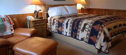 Saratoga Inn Resort Room