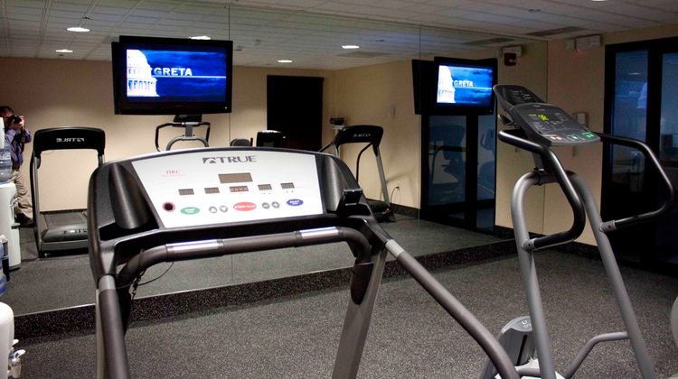 Holiday Inn Express & Suites Mentor Health Club