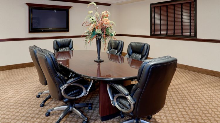 Holiday Inn Express & Suites Mentor Meeting