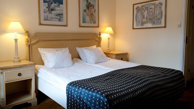 <b>The Mayfair Hotel Malmo Room</b>. Images powered by <a href="https://www.leonardoworldwide.com/" title="Leonardo Worldwide" target="_blank">Leonardo</a>.
