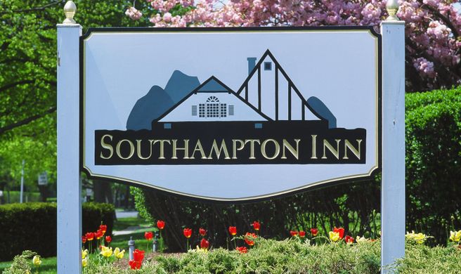 Southampton Inn Exterior