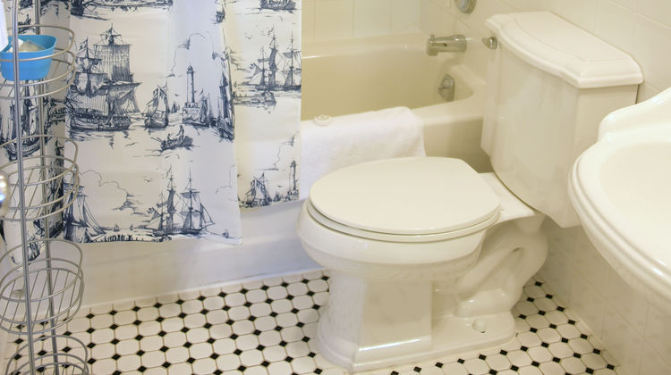 Southampton Inn Room