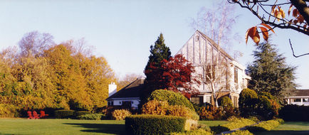 Southampton Inn Exterior