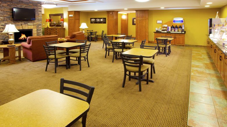 <b>Holiday Inn Express Hotel & Suites Restaurant</b>. Images powered by <a href="https://www.leonardoworldwide.com/" title="Leonardo Worldwide" target="_blank">Leonardo</a>.