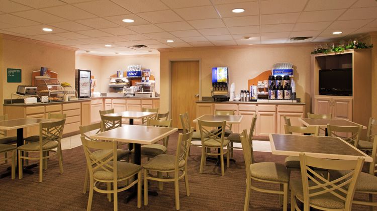 Holiday Inn Express Vermilion Restaurant