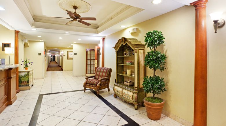 <b>Holiday Inn Express & Suites Lobby</b>. Images powered by <a href="https://www.leonardoworldwide.com/" title="Leonardo Worldwide" target="_blank">Leonardo</a>.