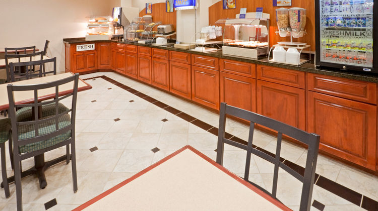 Holiday Inn Express Restaurant