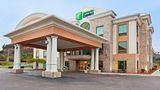 Holiday Inn Express & Suites Exterior