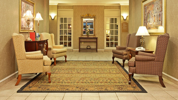 Holiday Inn Express Lobby