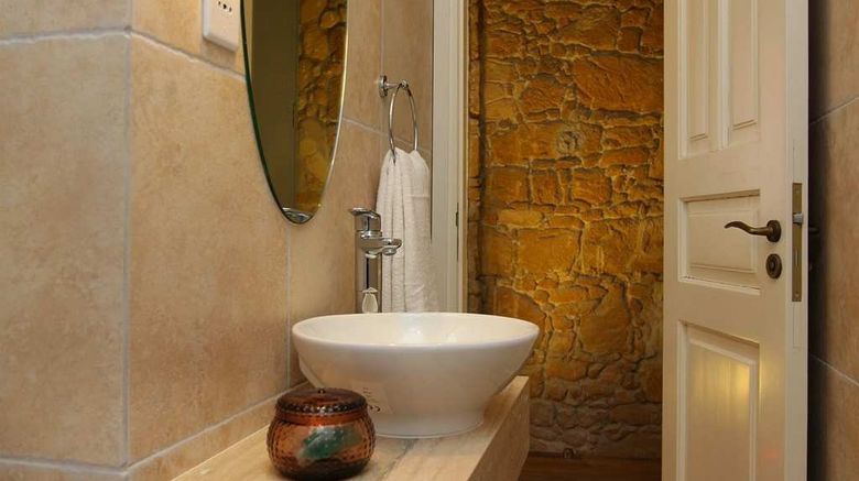 <b>Centrum Hotel Nicosia Room</b>. Images powered by <a href="https://www.leonardoworldwide.com/" title="Leonardo Worldwide" target="_blank">Leonardo</a>.