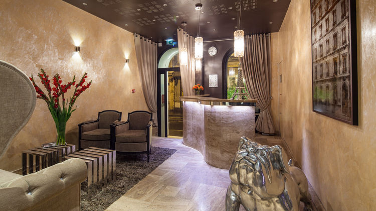 B Montmartre Lobby