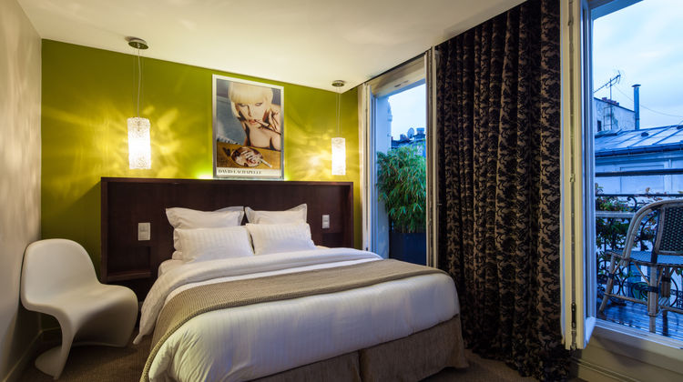B Montmartre Room