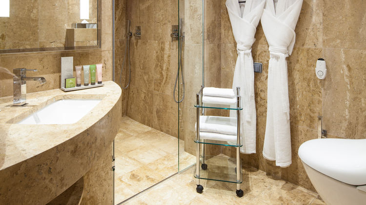 B Montmartre Room