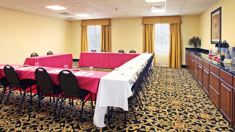 Holiday Inn Express & Suites Clarksville Meeting