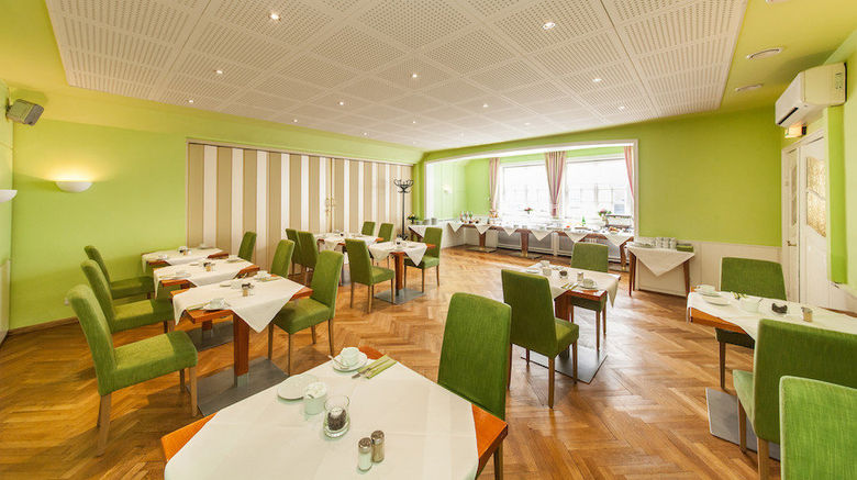 <b>Hotel Drei Kronen Restaurant</b>. Images powered by <a href="https://www.leonardoworldwide.com/" title="Leonardo Worldwide" target="_blank">Leonardo</a>.