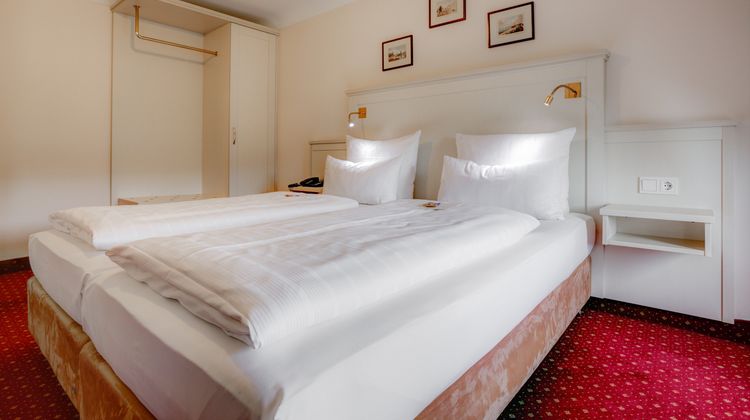 Hotel Fuerst Bismarck Room