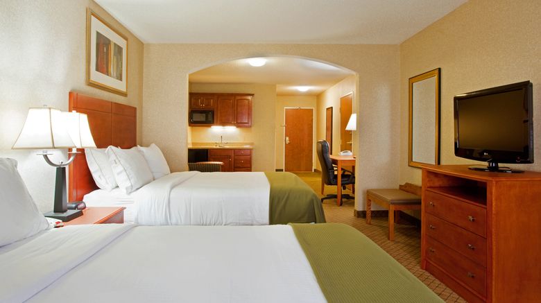 <b>Holiday Inn Express Hotel & Suites Suite</b>. Images powered by <a href="https://www.leonardoworldwide.com/" title="Leonardo Worldwide" target="_blank">Leonardo</a>.