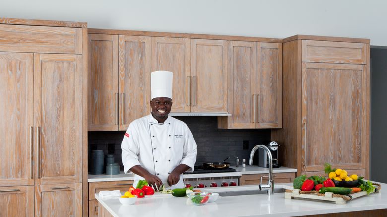 <b>Grace Bay Club Suite</b>. Images powered by <a href="https://www.leonardoworldwide.com/" title="Leonardo Worldwide" target="_blank">Leonardo</a>.