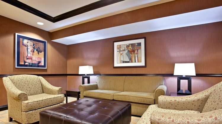 Holiday Inn Express Cincinnati-West Lobby