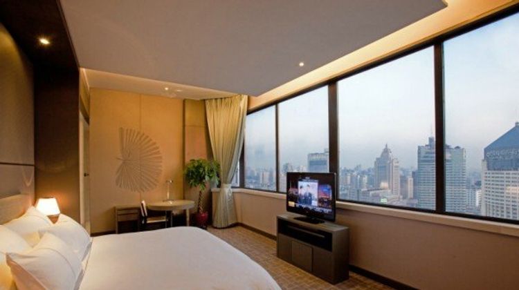 Hangzhou Tower Hotel Room