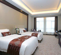 Blue Horizon Intl Hotel Yihe Room