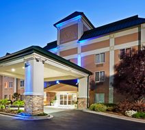 Holiday Inn Express & Suites Kings Mt Exterior