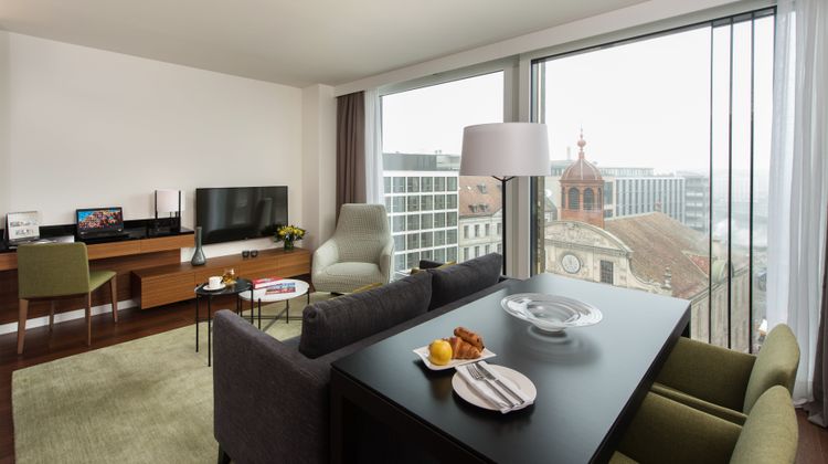 Fraser Suites Geneva Room