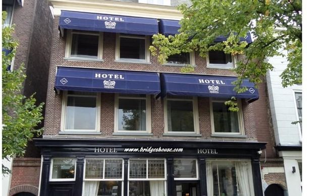 Bridges House Hotel Exterior