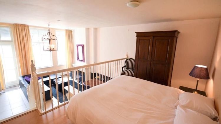 Bridges House Hotel Room