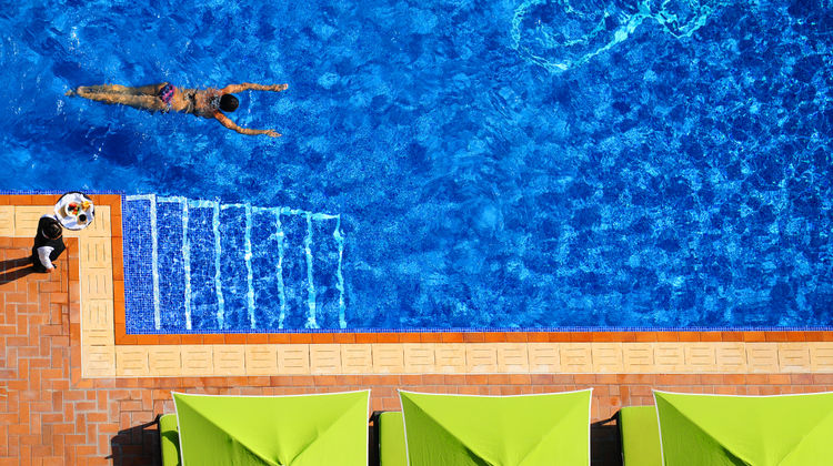 Fraser Suites Seef Bahrain Pool