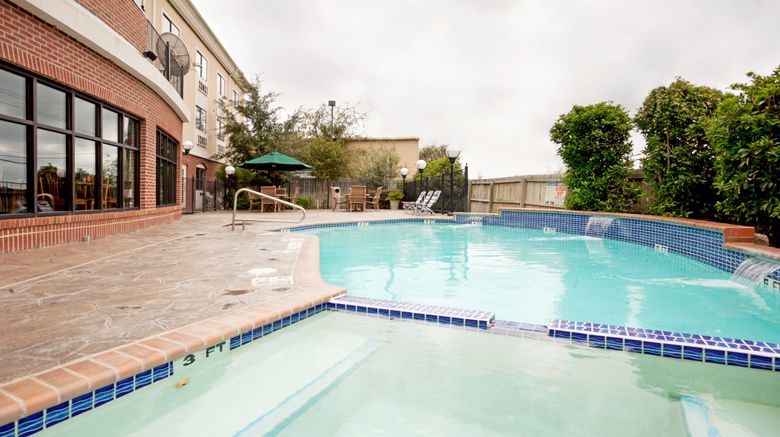 <b>Holiday Inn Express Hotel & Suites Pool</b>. Images powered by <a href="https://www.leonardoworldwide.com/" title="Leonardo Worldwide" target="_blank">Leonardo</a>.