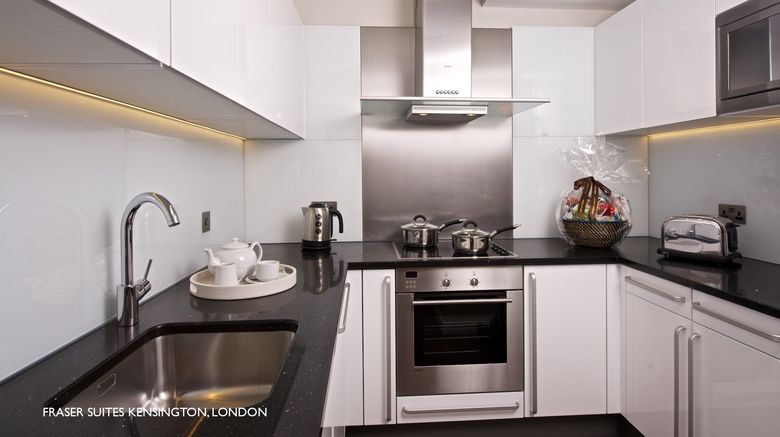 <b>Fraser Suites Kensington Room</b>. Images powered by <a href="https://www.leonardoworldwide.com/" title="Leonardo Worldwide" target="_blank">Leonardo</a>.