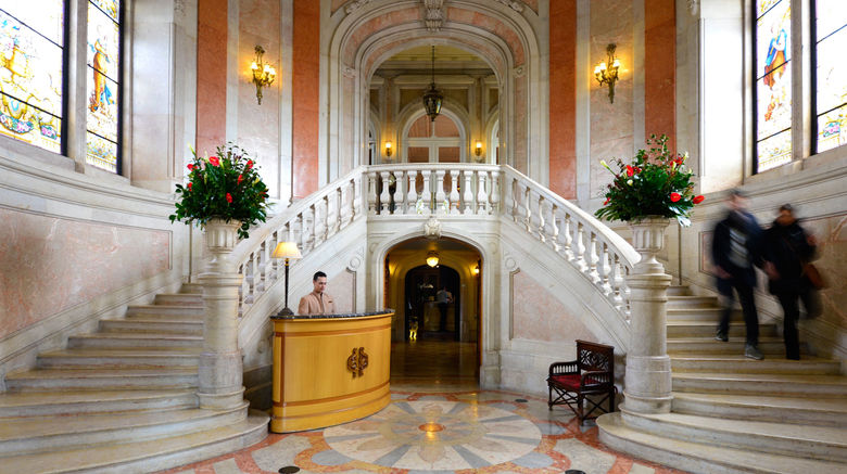 <b>Pestana Palace Lisboa Lobby</b>. Images powered by <a href="https://www.leonardoworldwide.com/" title="Leonardo Worldwide" target="_blank">Leonardo</a>.
