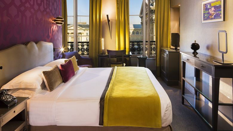 <b>Hotel les Dames du Pantheon Room</b>. Images powered by <a href="https://www.leonardoworldwide.com/" title="Leonardo Worldwide" target="_blank">Leonardo</a>.