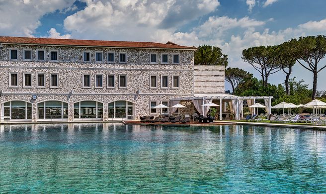 Terme di Saturnia Spa & Golf Resort Exterior