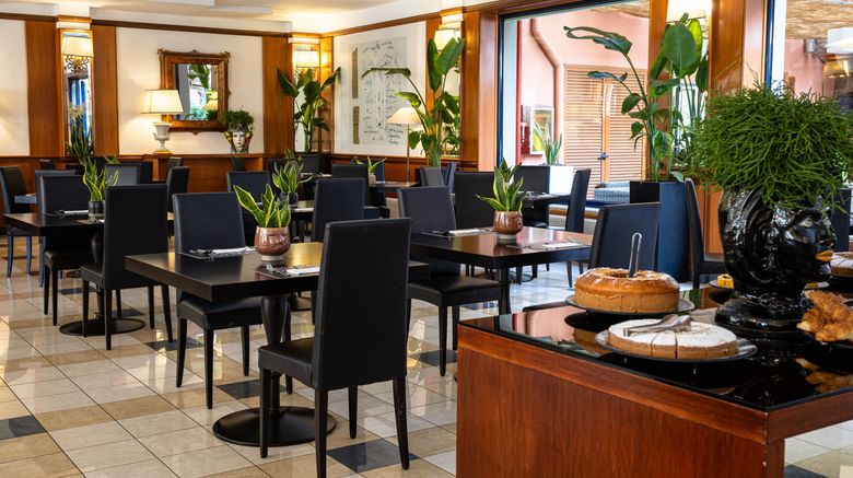 <b>Grand Hotel Tiberio Restaurant</b>. Images powered by <a href="https://www.leonardoworldwide.com/" title="Leonardo Worldwide" target="_blank">Leonardo</a>.