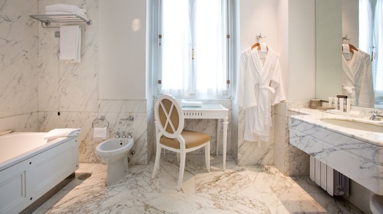 <b>Baccarat Hotel Rome Room</b>. Images powered by <a href="https://www.leonardoworldwide.com/" title="Leonardo Worldwide" target="_blank">Leonardo</a>.