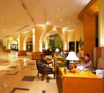 Vaton Yunqi Resort Hotel Lobby