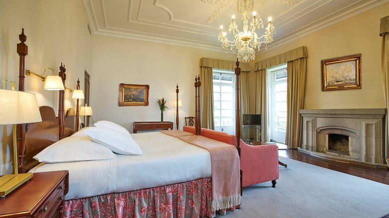<b>Quinta da Casa Branca Suite</b>. Images powered by <a href="https://www.leonardoworldwide.com/" title="Leonardo Worldwide" target="_blank">Leonardo</a>.