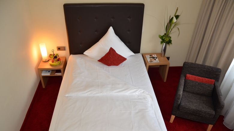 <b>Concorde Hotel Viktoria Room</b>. Images powered by <a href="https://www.leonardoworldwide.com/" title="Leonardo Worldwide" target="_blank">Leonardo</a>.