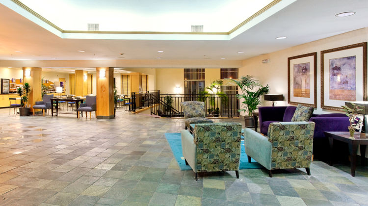 Holiday Inn Express Lobby