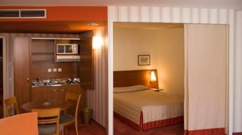 <b>Jean Sebastien Bach Hotel & Suites Room</b>. Images powered by <a href="https://www.leonardoworldwide.com/" title="Leonardo Worldwide" target="_blank">Leonardo</a>.