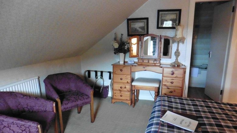 <b>Atholl Arms Hotel Room</b>. Images powered by <a href="https://www.leonardoworldwide.com/" title="Leonardo Worldwide" target="_blank">Leonardo</a>.