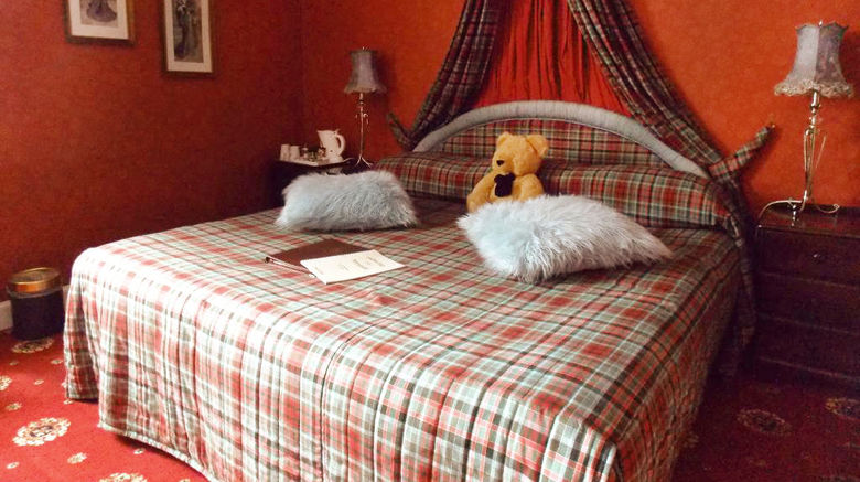 <b>Atholl Arms Hotel Room</b>. Images powered by <a href="https://www.leonardoworldwide.com/" title="Leonardo Worldwide" target="_blank">Leonardo</a>.