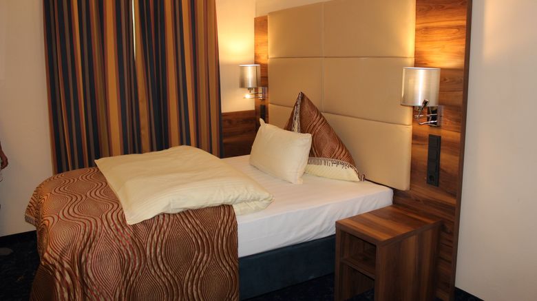 <b>Grand Hotel Empire Room</b>. Images powered by <a href="https://www.leonardoworldwide.com/" title="Leonardo Worldwide" target="_blank">Leonardo</a>.