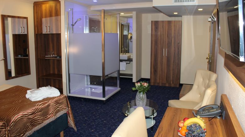 <b>Grand Hotel Empire Room</b>. Images powered by <a href="https://www.leonardoworldwide.com/" title="Leonardo Worldwide" target="_blank">Leonardo</a>.