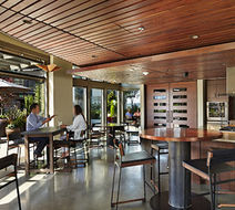 Oakwood At Via 6 Restaurant