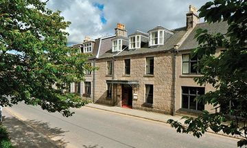 The Deeside Inn